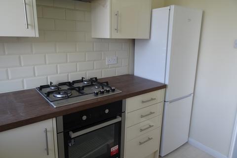 1 bedroom flat to rent, Cranes Park, Surbiton, KT5 8AS