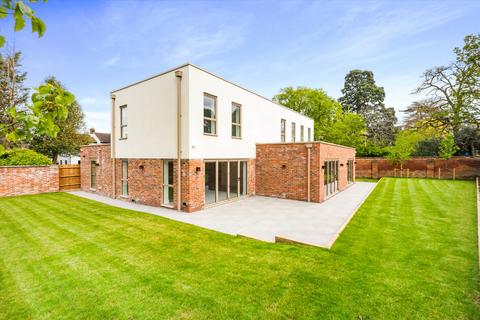 4 bedroom detached house for sale, Thirlestaine Road, Cheltenham, Gloucestershire, GL53