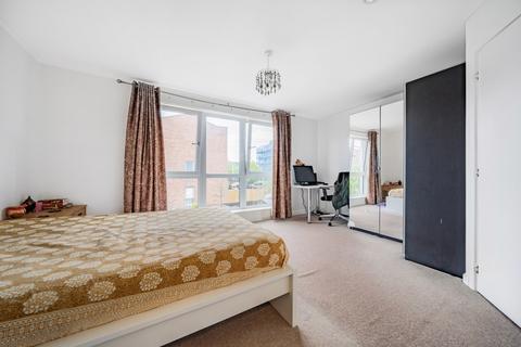 17 Vimy Drive, Dartford, DA1 5FJ