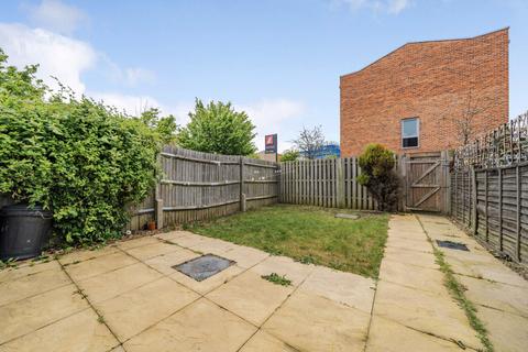 17 Vimy Drive, Dartford, DA1 5FJ