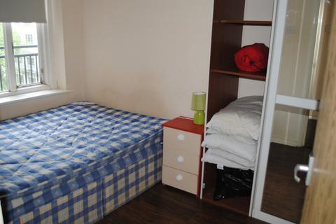 2 bedroom maisonette to rent, Canrobert Street, Bethnal Green, E2