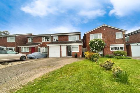 3 bedroom semi-detached house for sale, Coniston Road, Basingstoke, Hampshire