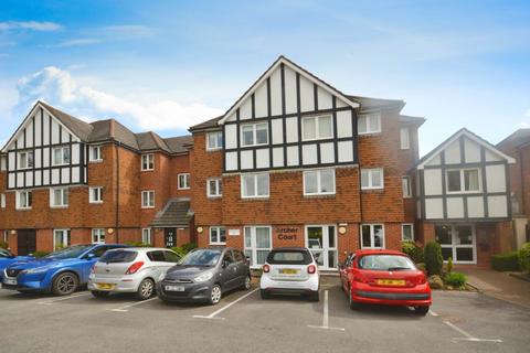 1 bedroom flat for sale, Archer Court, Chesham Road, Amersham