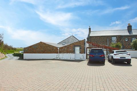 2 bedroom property for sale, Chateau Rise, Castel, Guernsey, GY5