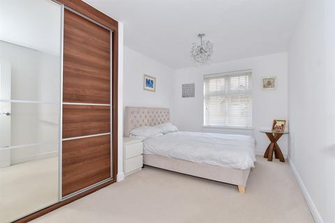 2 bedroom ground floor flat for sale, Conveyor Drive, Halling, Rochester, Kent