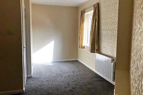 2 bedroom flat to rent, Comberton Hill, Kidderminster, DY10