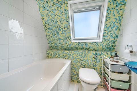 Penthouse 6, De Walden House Allitsen Road, London, NW8 7BA
