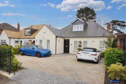 24 Great Nelmes Chase, Hornchurch, RM11 2PT