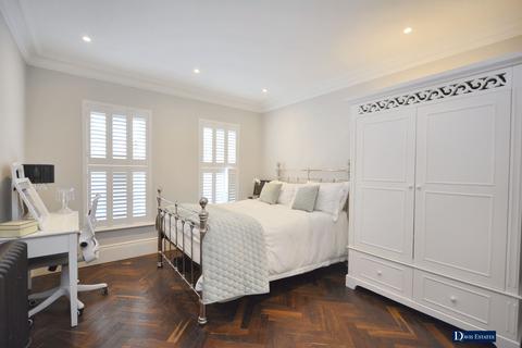 24 Great Nelmes Chase, Hornchurch, RM11 2PT