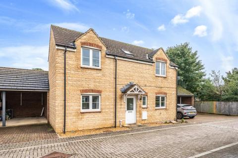 2 bedroom detached house for sale, Carterton,  Oxfordshire,  OX18