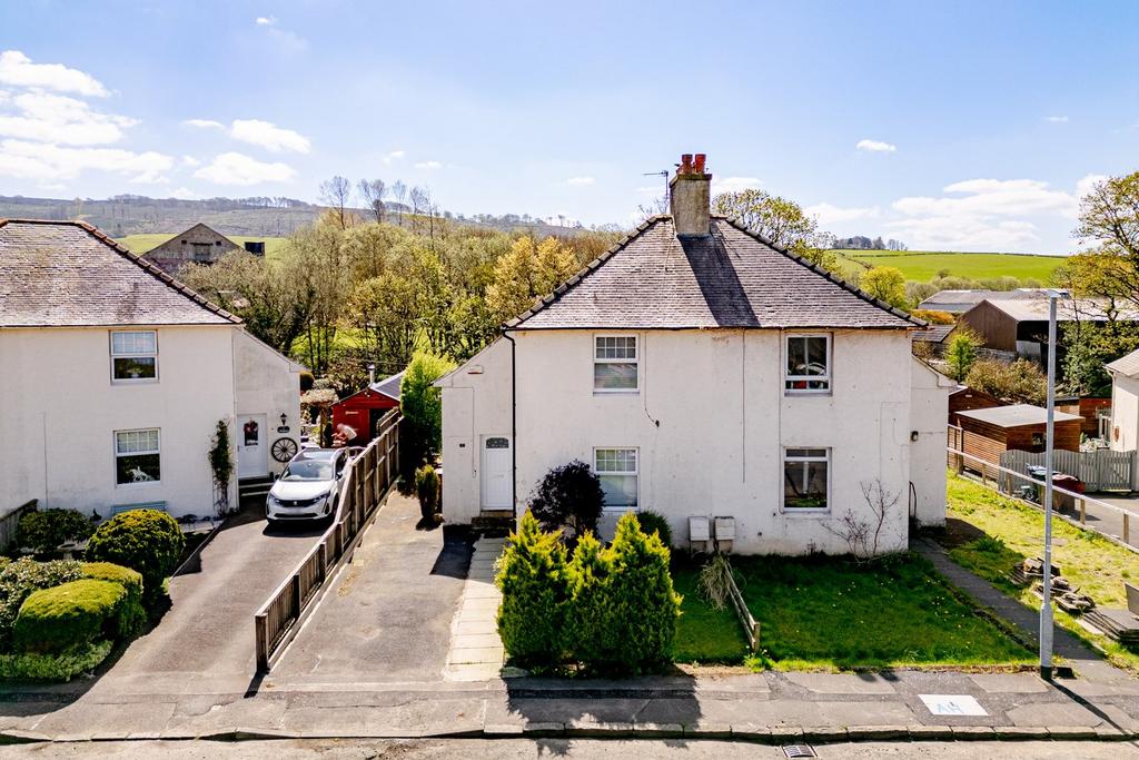 Queen's Crescent, Newmilns, KA16 2 bed semidetached house for sale £