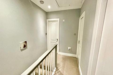 13 Crossbrook Road, London, SE3 8LW
