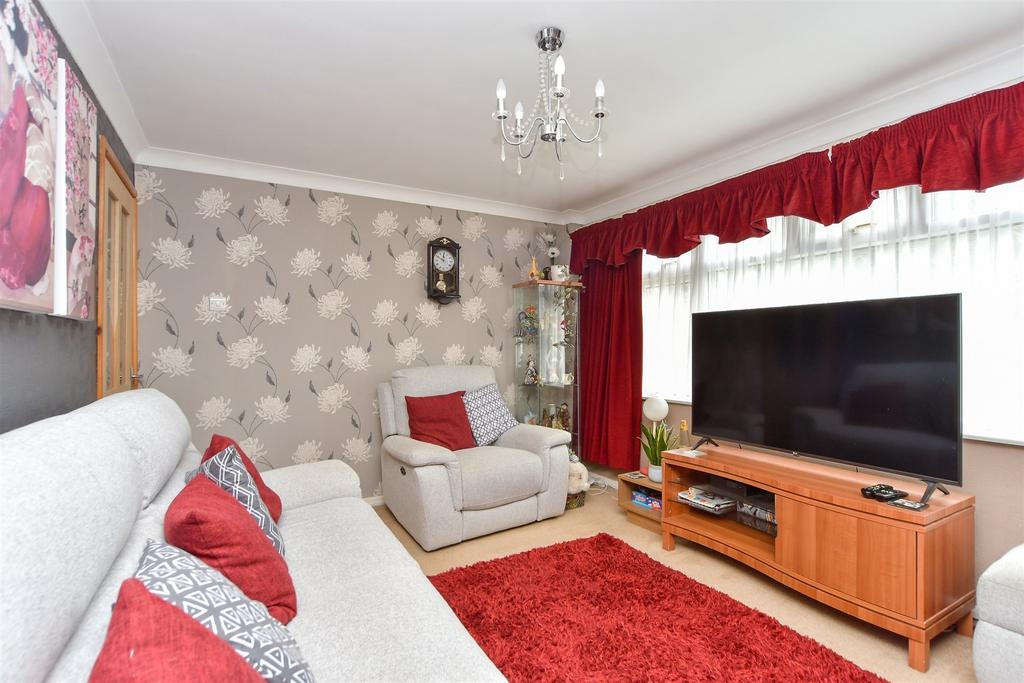 Broadview Avenue, Rainham, Gillingham, Kent 4 bed townhouse for sale
