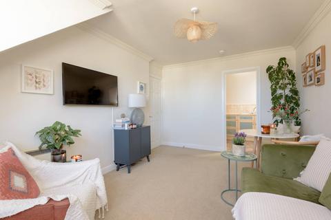 2 bedroom flat for sale, 19E High Street, North Berwick, East Lothian, EH39 4HH