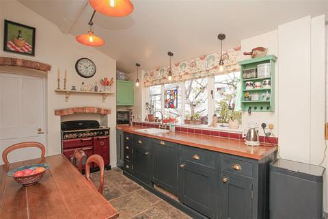 4 bedroom terraced house for sale, Calthorpe Road, Banbury