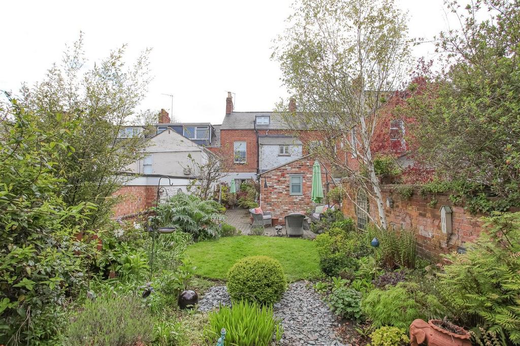 Calthorpe Road, Banbury 4 bed terraced house for sale £550,000