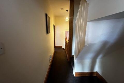 undefined, Leeds LS11