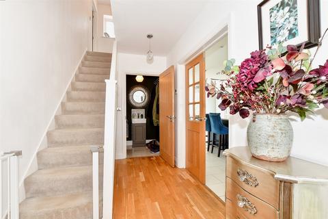 Mulberry Lodge Bourne Drive, Littlebourne, Canterbury, CT3 1FT