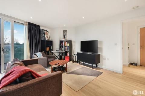 2 bedroom apartment for sale, Woodberry Grove London N4