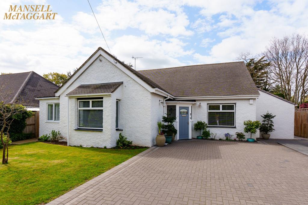 Hurst Road, Hassocks, BN6 5 bed detached house for sale £975,000