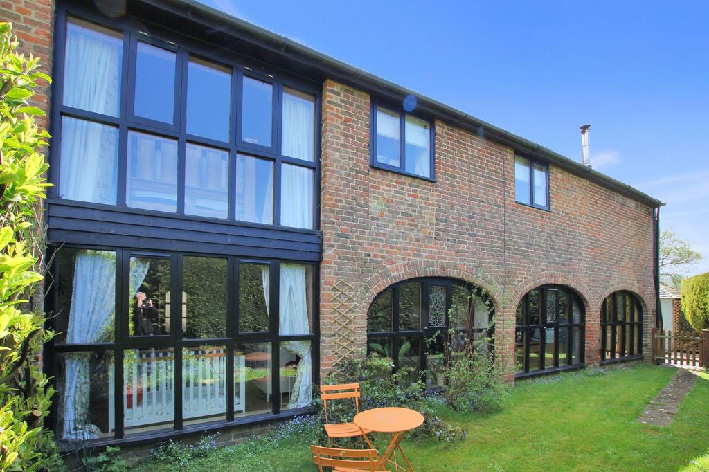 Hope Farm Ashford Road, New Romney TN28 4 bed barn conversion for sale £850,000