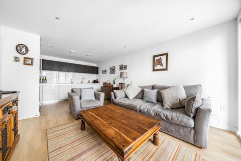 1 bedroom apartment for sale, Pump House Crescent, Brentford, Middlesex