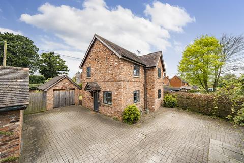 3 bedroom detached house for sale, Luston, Leominster HR6