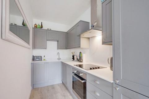 1 bedroom flat to rent, London Road, Westcliff-on-sea, SS0