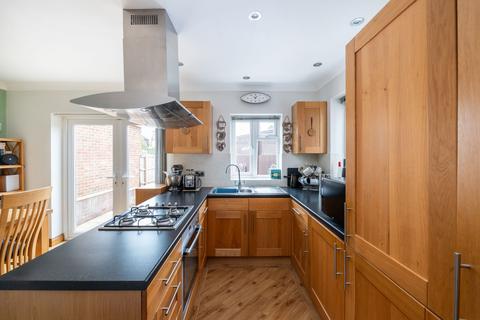 56 Sandcross Lane, Reigate, RH2 8EY