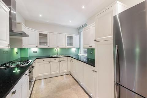 3 bedroom flat to rent, Princes Gate, London, SW7