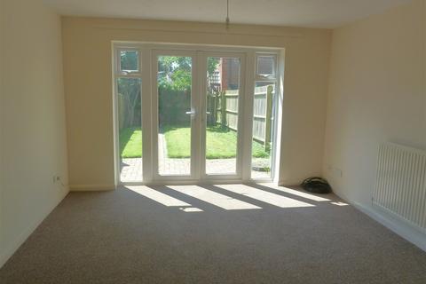 2 bedroom terraced house for sale, Canterbury Close, Banbury