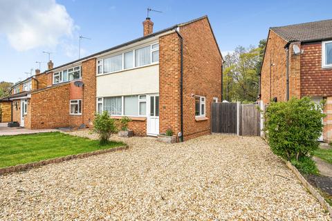 46 Connaught Crescent, Brookwood, Woking, GU24 0AW