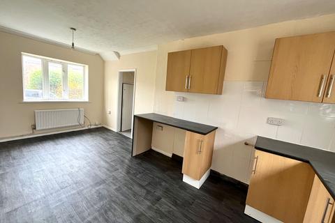 3 bedroom semi-detached house to rent, Greengate Lane, South Killingholme DN40