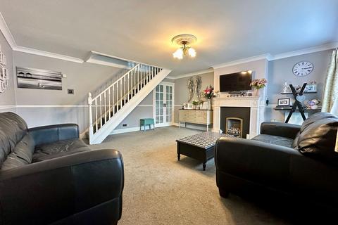 41 Foxhunter Walk, Billericay, CM11 1DZ