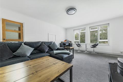 16, Inglewood Kemnal Road, Chislehurst, BR7 6NF