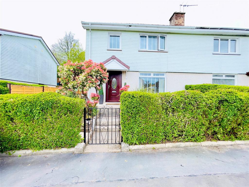 Duntocher Road, Parkhall, Clydebank, G81 3 bed semidetached house for sale £145,000
