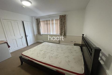 House share to rent, Victoria Road, Swindon