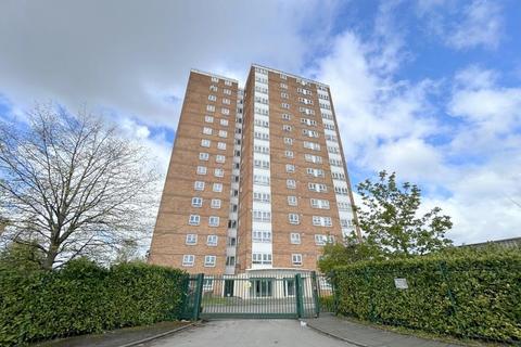 2 bedroom flat for sale, City View, Highclere Avenue M7