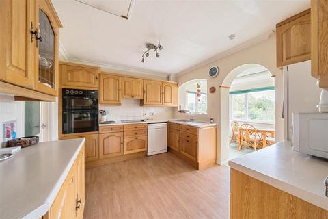 3 bedroom bungalow for sale, Kimbolton, Leominster HR6