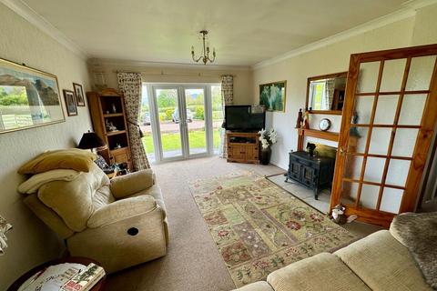 5 bedroom bungalow for sale, Cloverdale Drive, Preston On Wye, Hereford, HR2