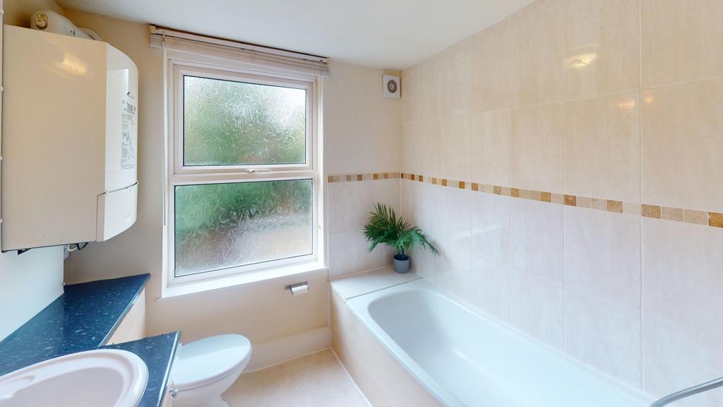 38-Cromwell-Street-Bathroom