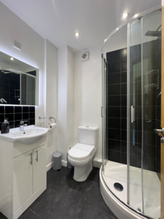 2 bedroom flat to rent, Chandos Road, London E15