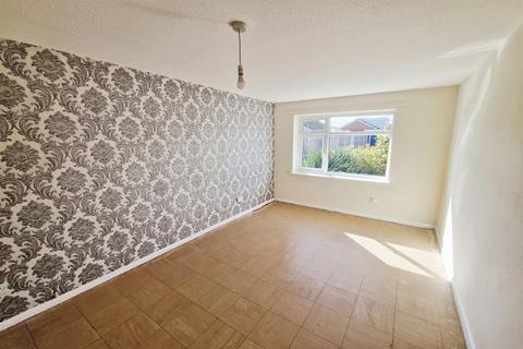 2 bedroom bungalow for sale, Sussex Close, SS8