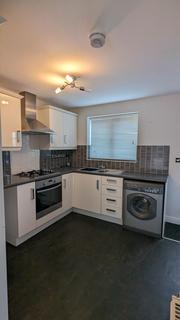 2 bedroom semi-detached house to rent, Meldrum Drive, Gainsborough DN21