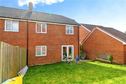 3 bedroom semi-detached house for sale, Baddesley Close, North Baddesley, Southampton, Hampshire