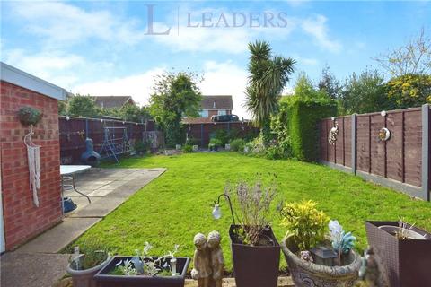 3 bedroom semi-detached house for sale, Cloes Lane, Clacton-on-Sea, Essex