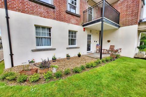 2 bedroom flat for sale, Bournemouth