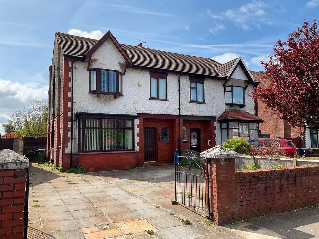 Lyndhurst Road, Southport PR8 4 bed semidetached house for sale £280,000