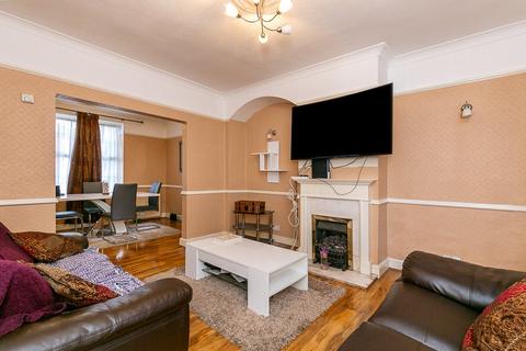 26 Cranmore Road, Bromley, BR1 5EU
