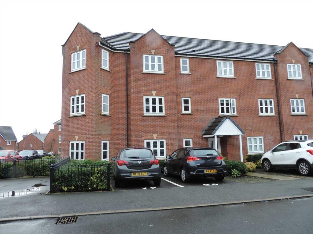 The Fairways, Royton 2 bed apartment for sale £140,000